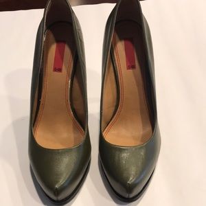 5/48 olive leather high heels